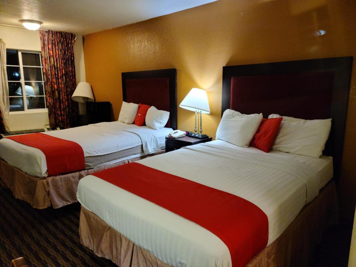 Budget Host Inn 萨莱纳 外观 照片